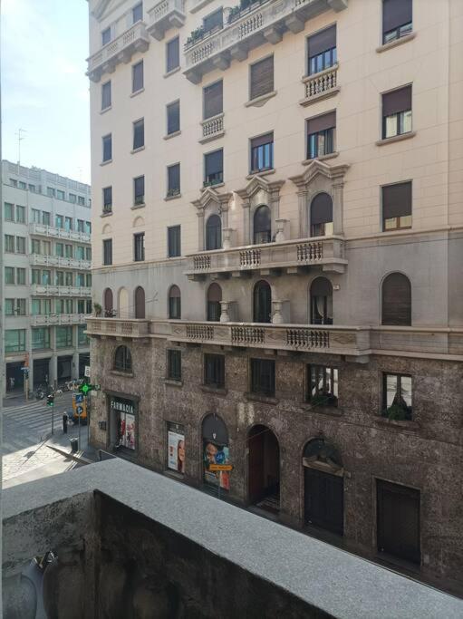 Duomo-San Babila-Tribunale Wifi-Netflix Milán Exterior foto